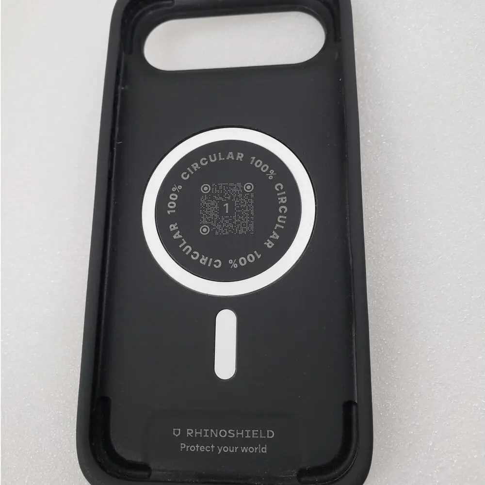Rhinoshield SolidSuit Matte Black Case for iPhone Air